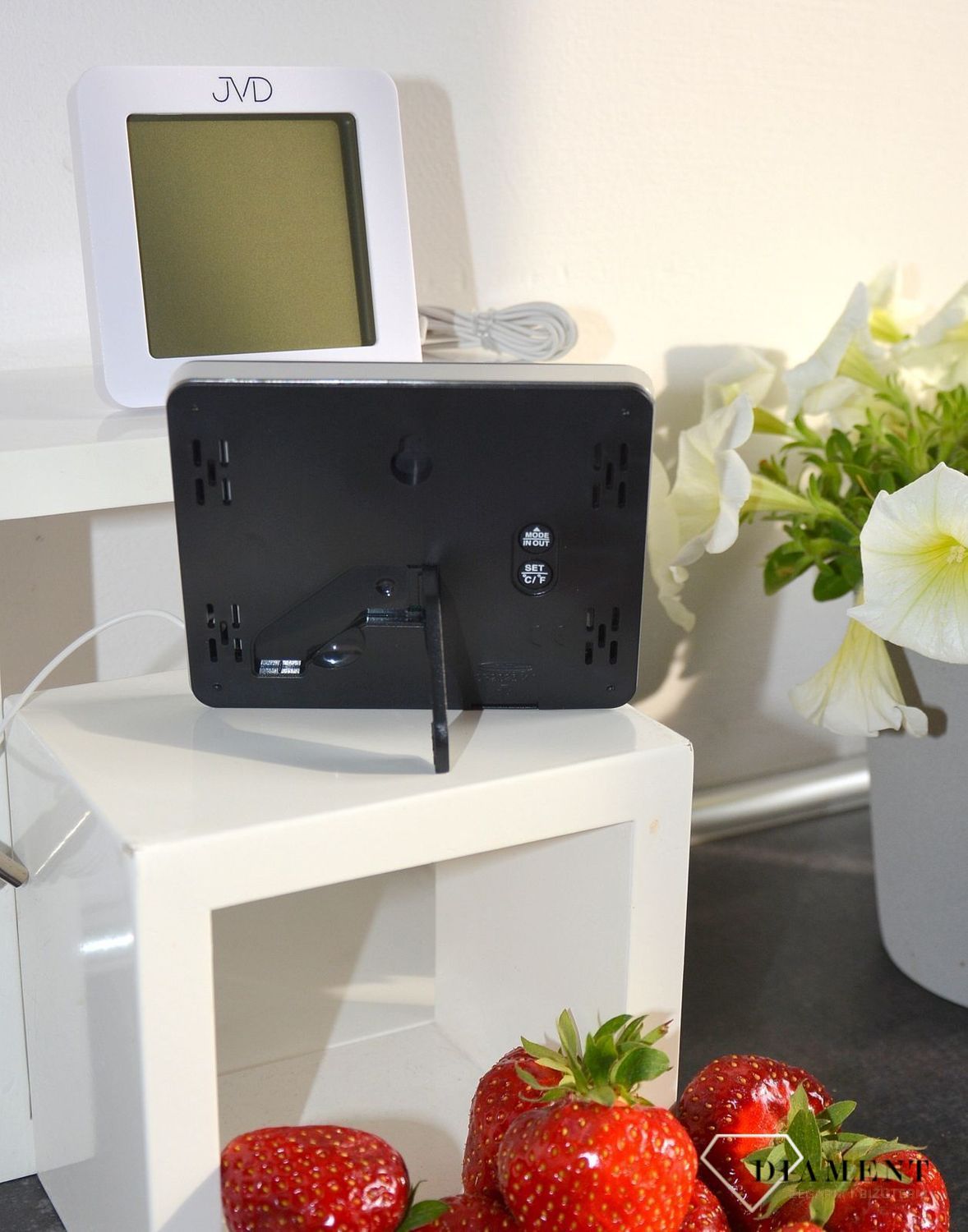 Termometr elektroniczny JVD biały T730.jpg