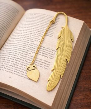 Srebrna zakładka do książki Ag 925 z grawerem – pozłacane pióro, personalizowany prezent.jpg