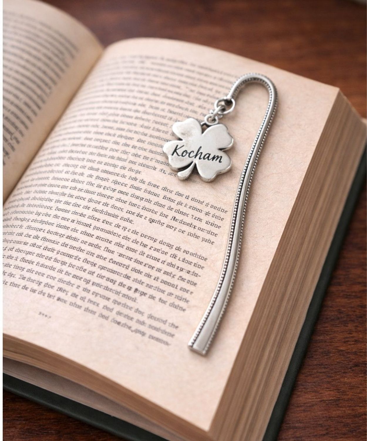 Srebrna zakładka do książki Ag 925 koniczynka DIA-ZAK-11352-925 (2).jpg