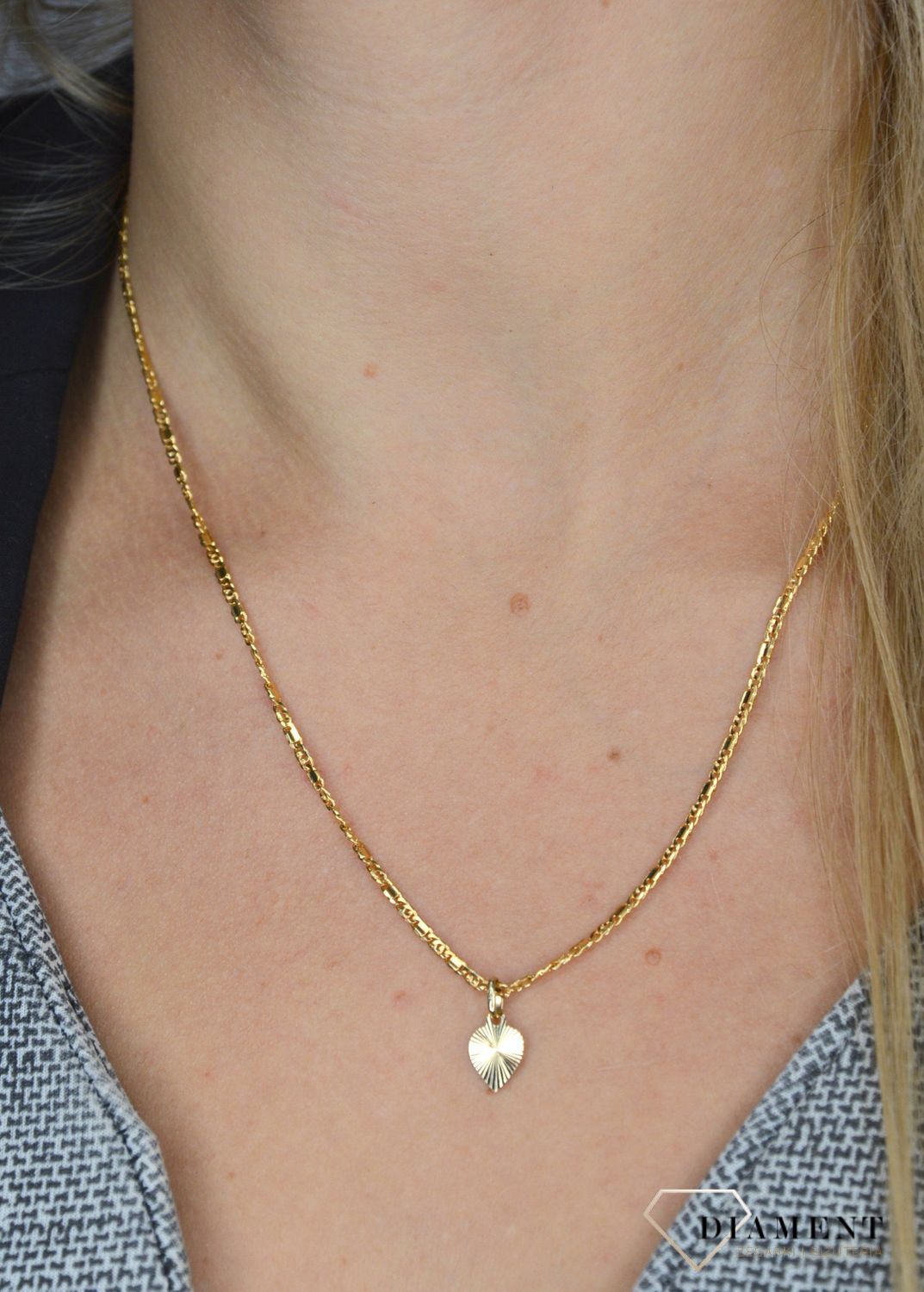 Zawieszka za łańcuszek ' Malutkie serduszko z grawerem ' DIA-ZAW-0102-585.jpg