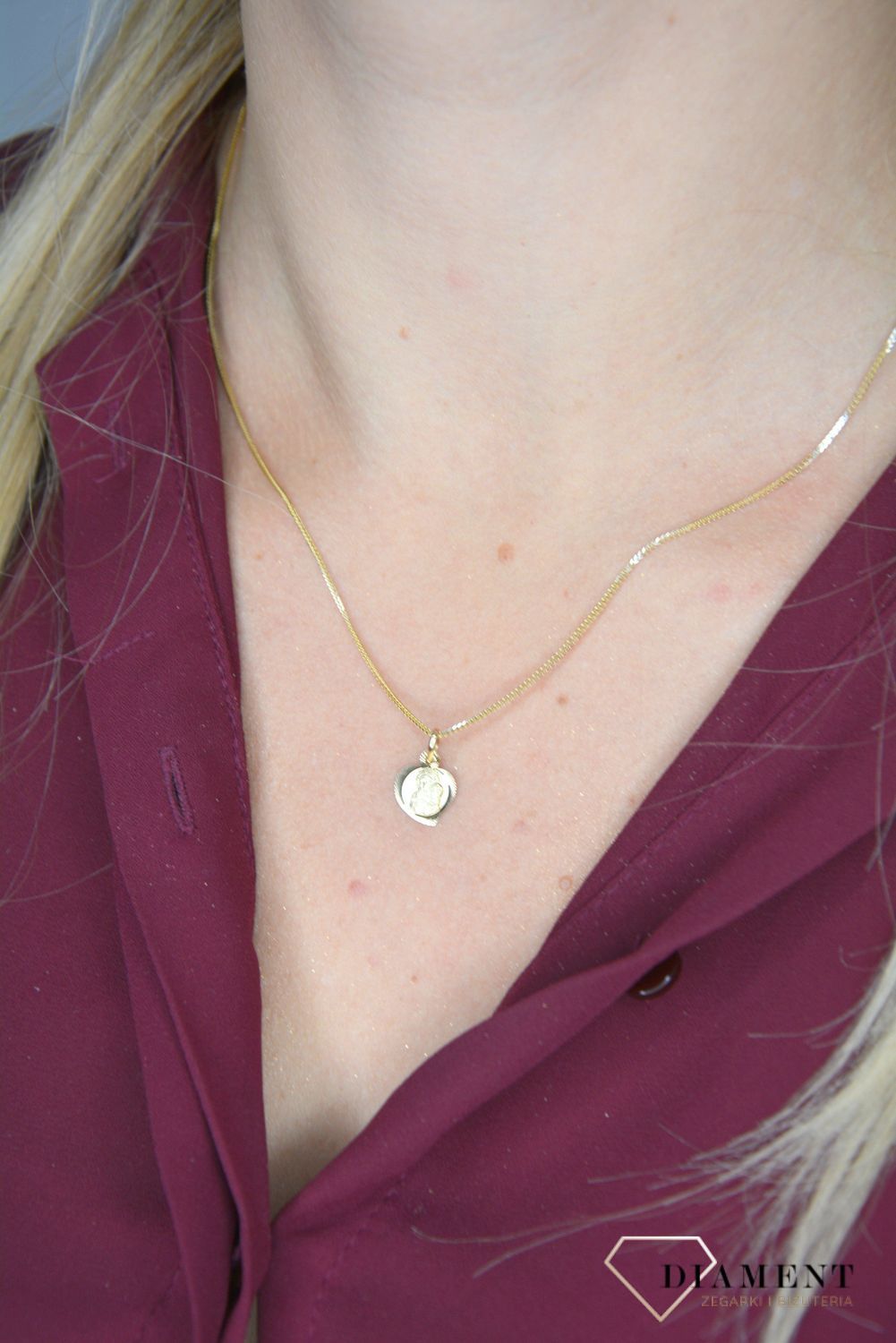 Złota zawieszka medalik ' Matka Boska Częstochowska ' DIA-ZAW-0106-585.jpg