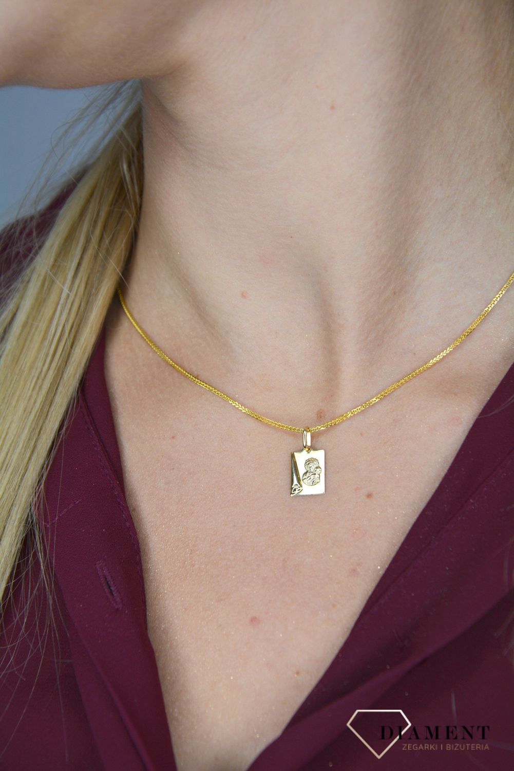 Zawieszka medalik ' Matka Boska Częstochowska na kartce ' DIA-ZAW-0107-585.jpg