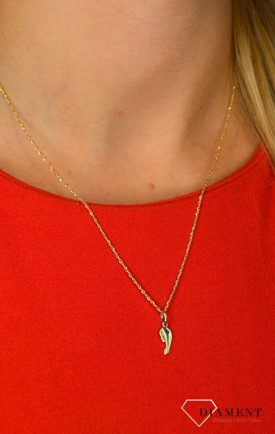 Złota zawieszka medalik z wizerunkiem Matki Boskiej DIA-ZAW-0115-585.jpg