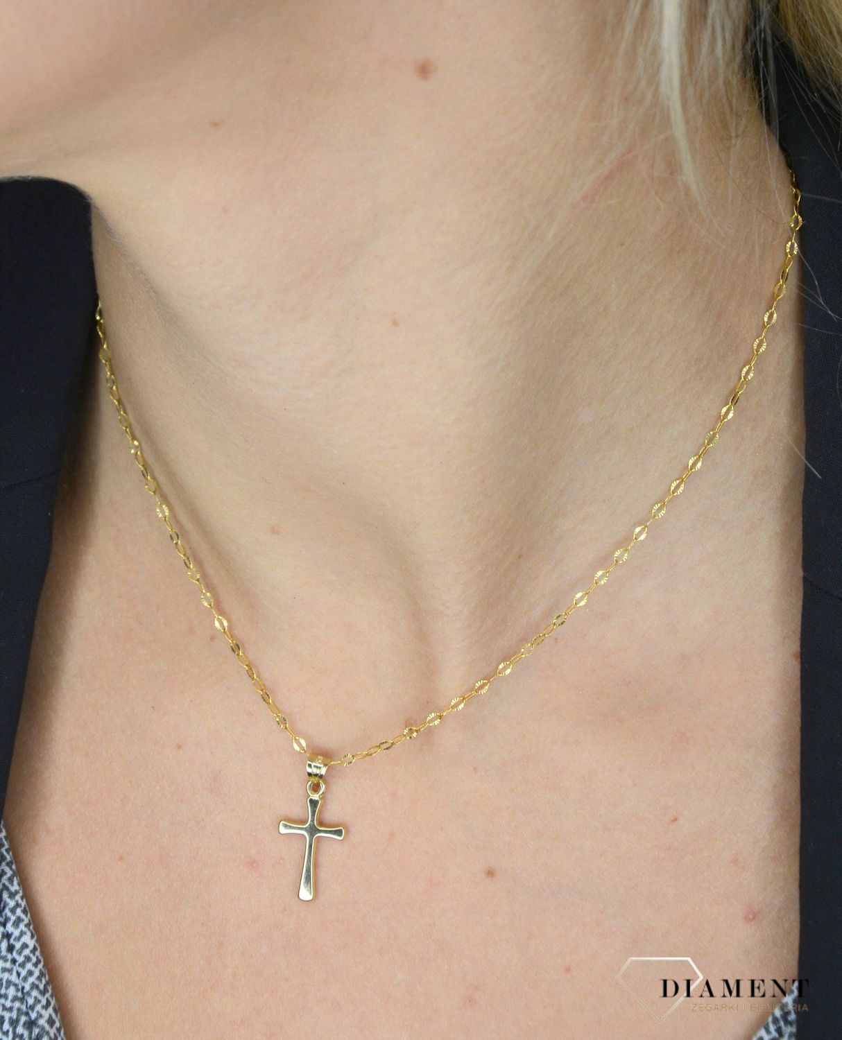 Złota zawieszka krzyżyk 585 DIA-ZAW-0362-585.jpg
