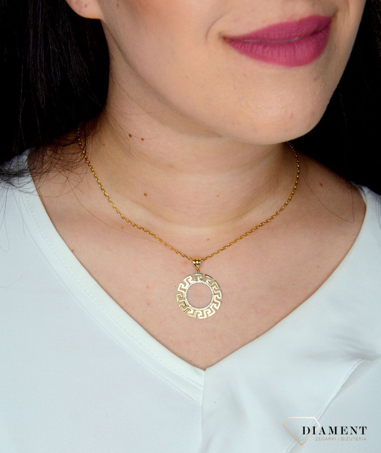 Złota zawieszka 585 okrągła wzór grecki z cyrkonią DIA-ZAW-0442-585.jpg