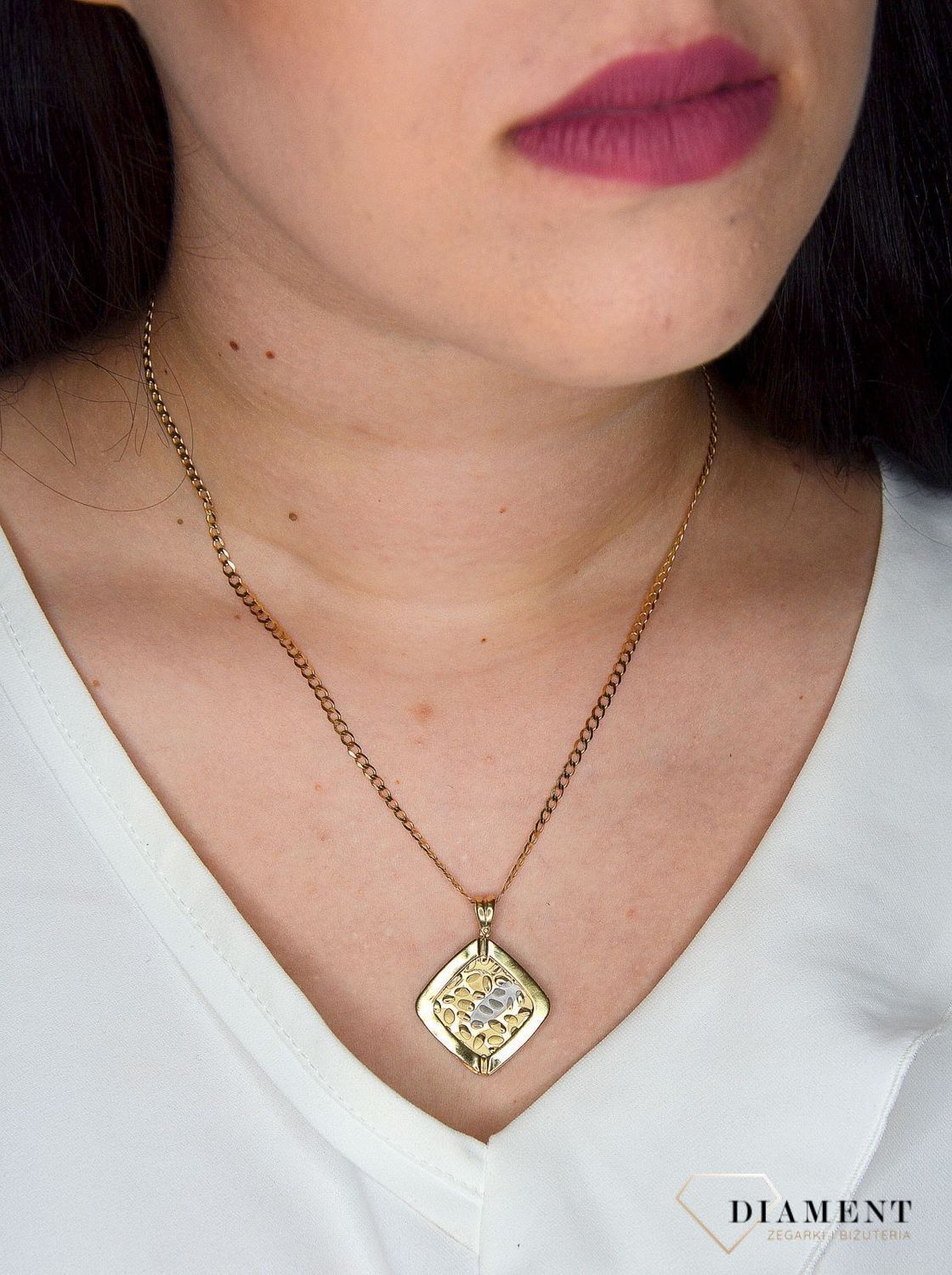 Złota zawieszka 585 mały romb DIA-ZAW-0444-585.jpg