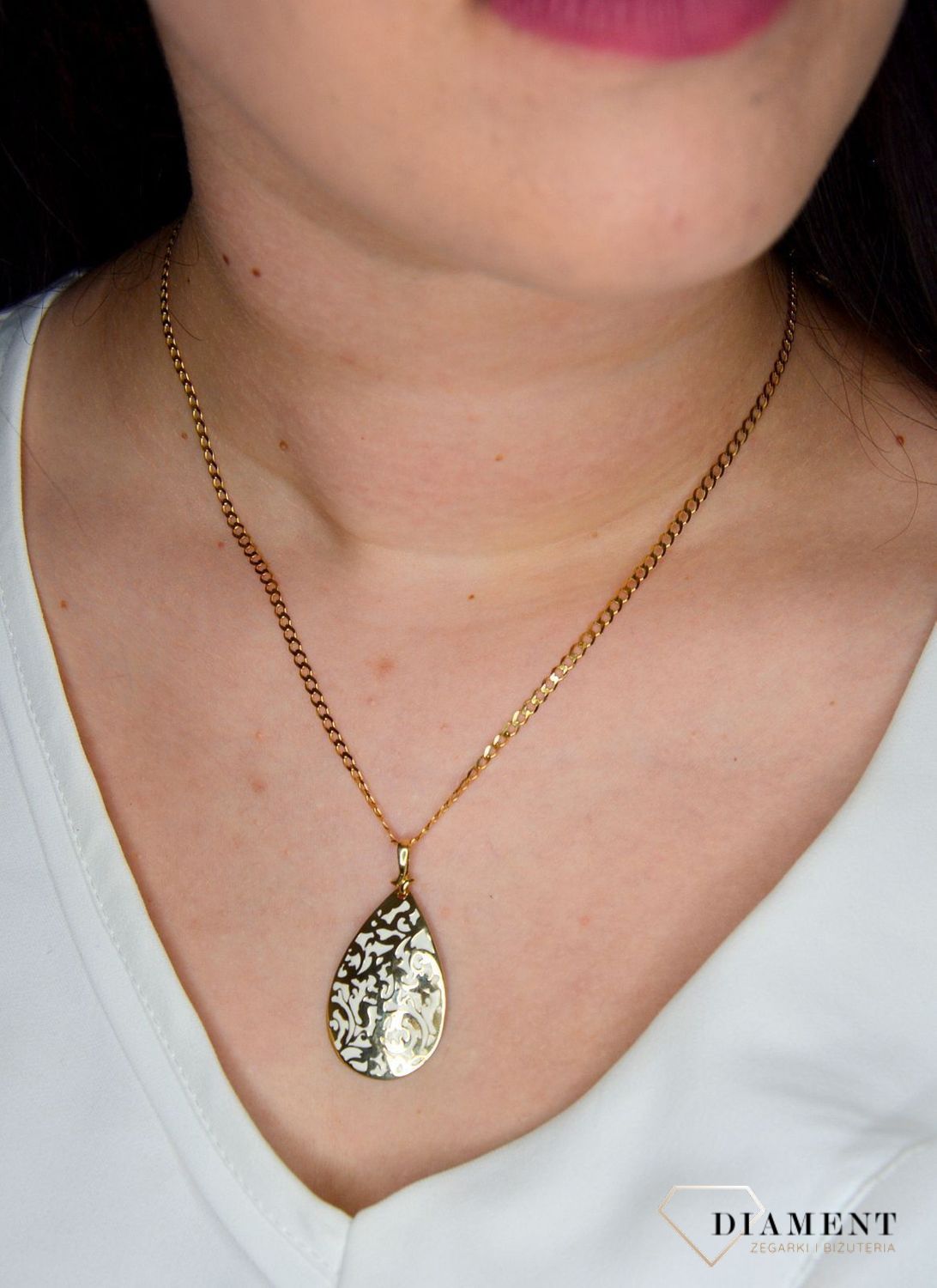 Złota zawieszka 585 łezka ażurowa z białą emalią DIA-ZAW-0445-585.jpg