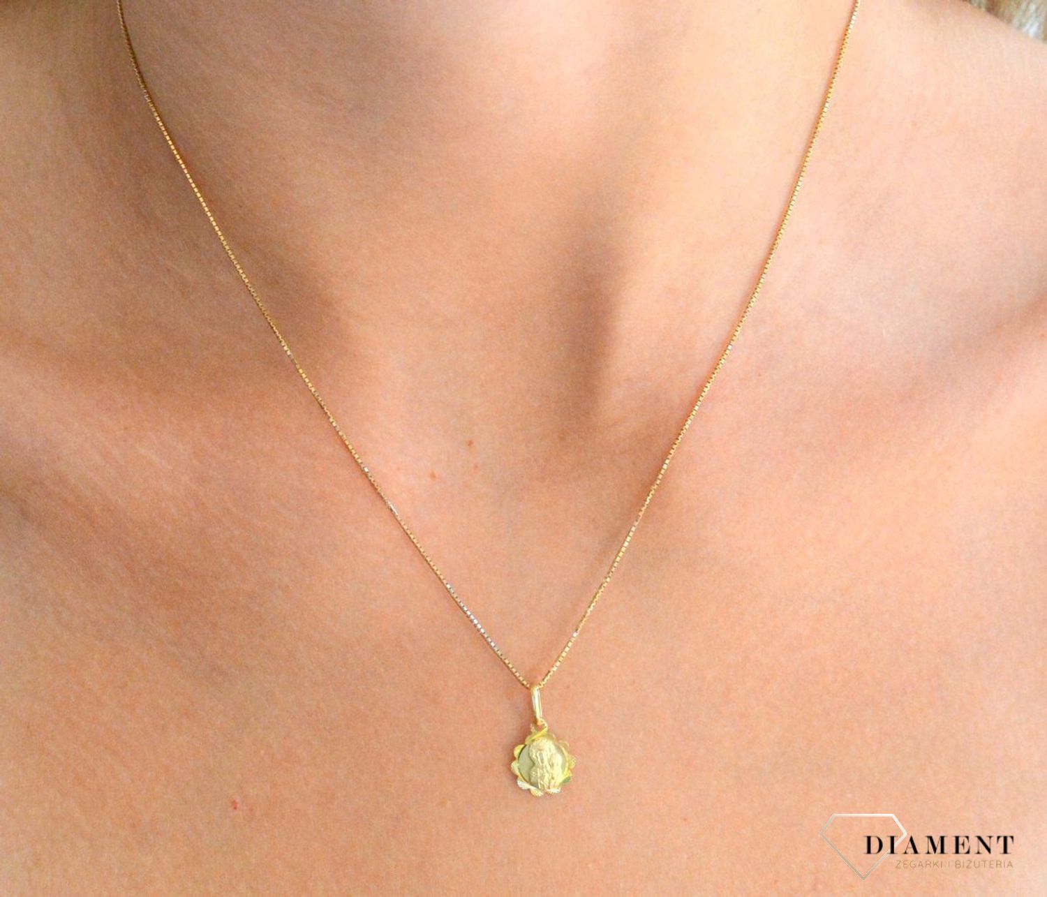 Złota zawieszka 585 medalik Matka Boska Częstochowska DIA-ZAW-0517-585.jpg