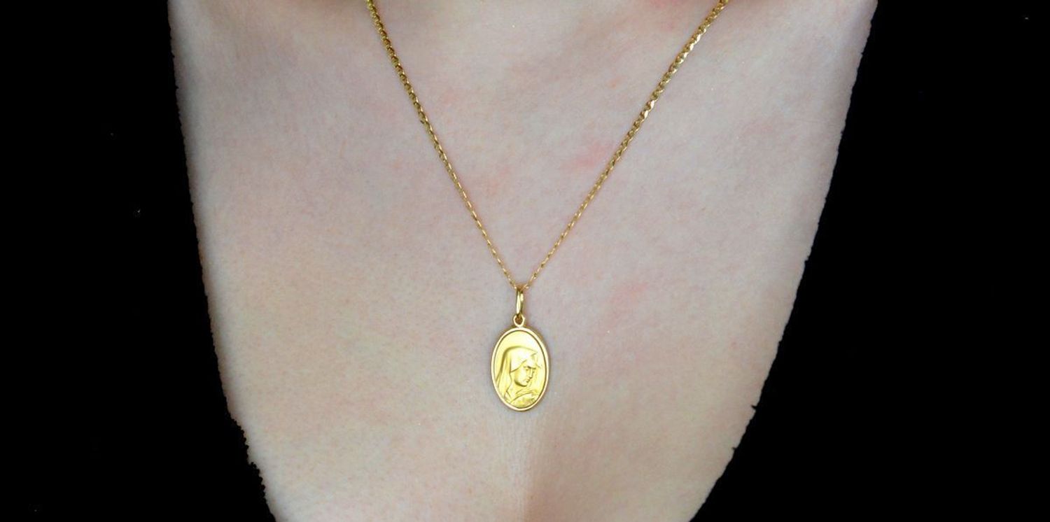 Zawieszka złota medalik Matka Boska Bolesna 585 DIA-ZAW-0562-585. Złoty medalik to wyjątkowa pamiątka na lata. Medalik dla dziecka. Medalik na chrzest. Medalik złoty na komunię.  Medalik męski.1.jpg