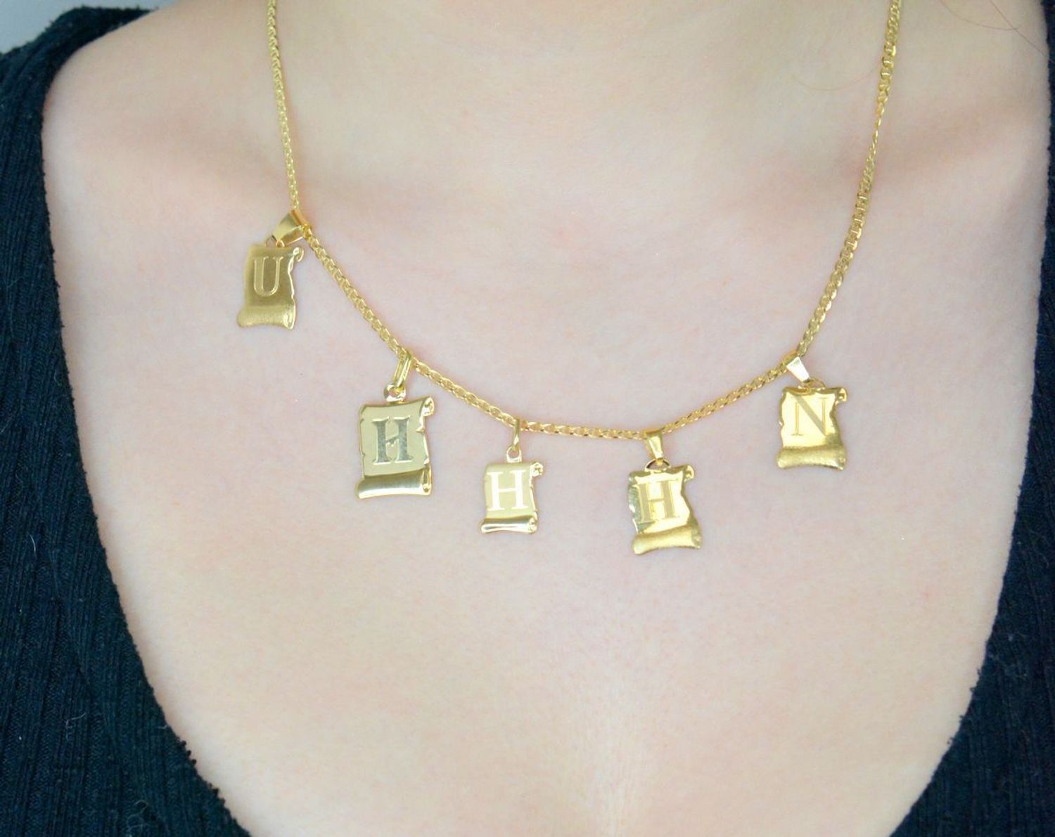 Zawieszka złota Papirus Literka H złota litera H pr 585 DIA-ZAW-0571-585 litera h na papirusie (1).jpg