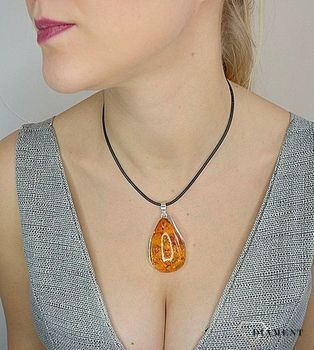 Zawieszka srebrna łezka z bursztynem  DIA-ZAW-0591-925 (5).JPG