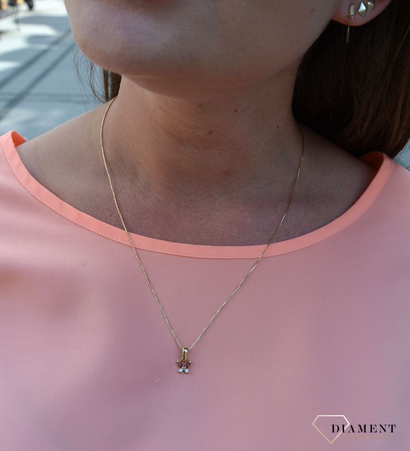 Złota zawieszka 585 czerwony motylek DIA-ZAW-0884-585.jpg