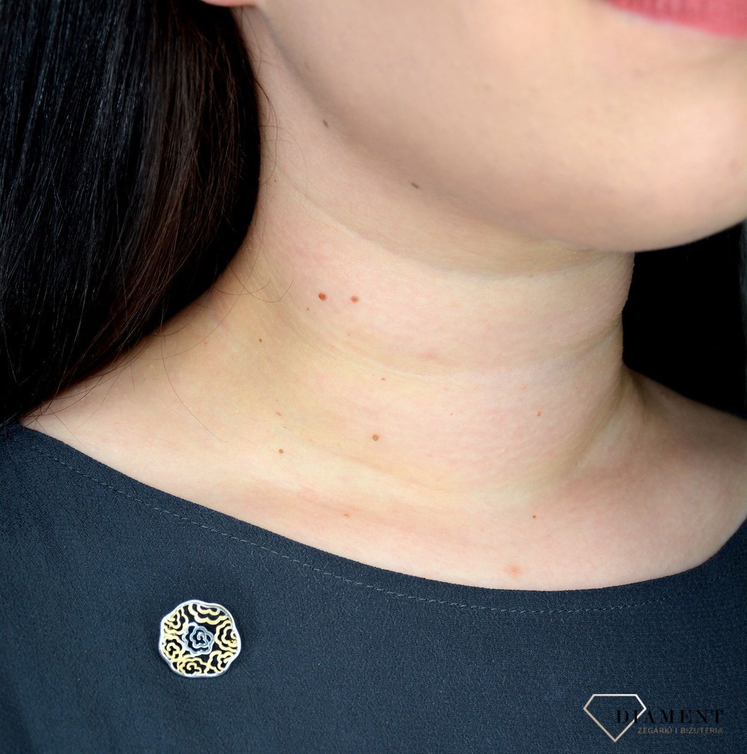 Złota broszka 585 kwiat DIA-ZAW-0982-585.jpg