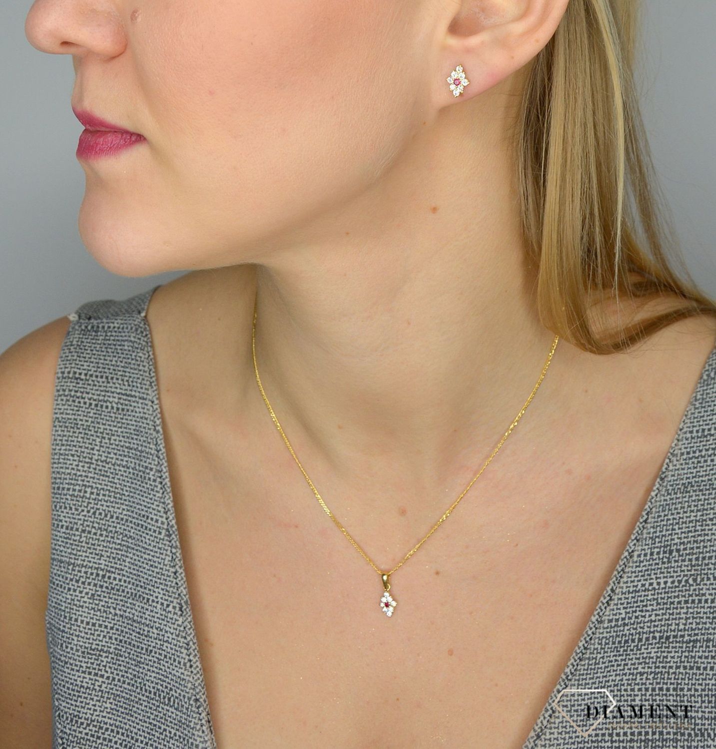 Złota zawieszka 585 z cyrkonią DIA-ZAW-0997K-585.jpg