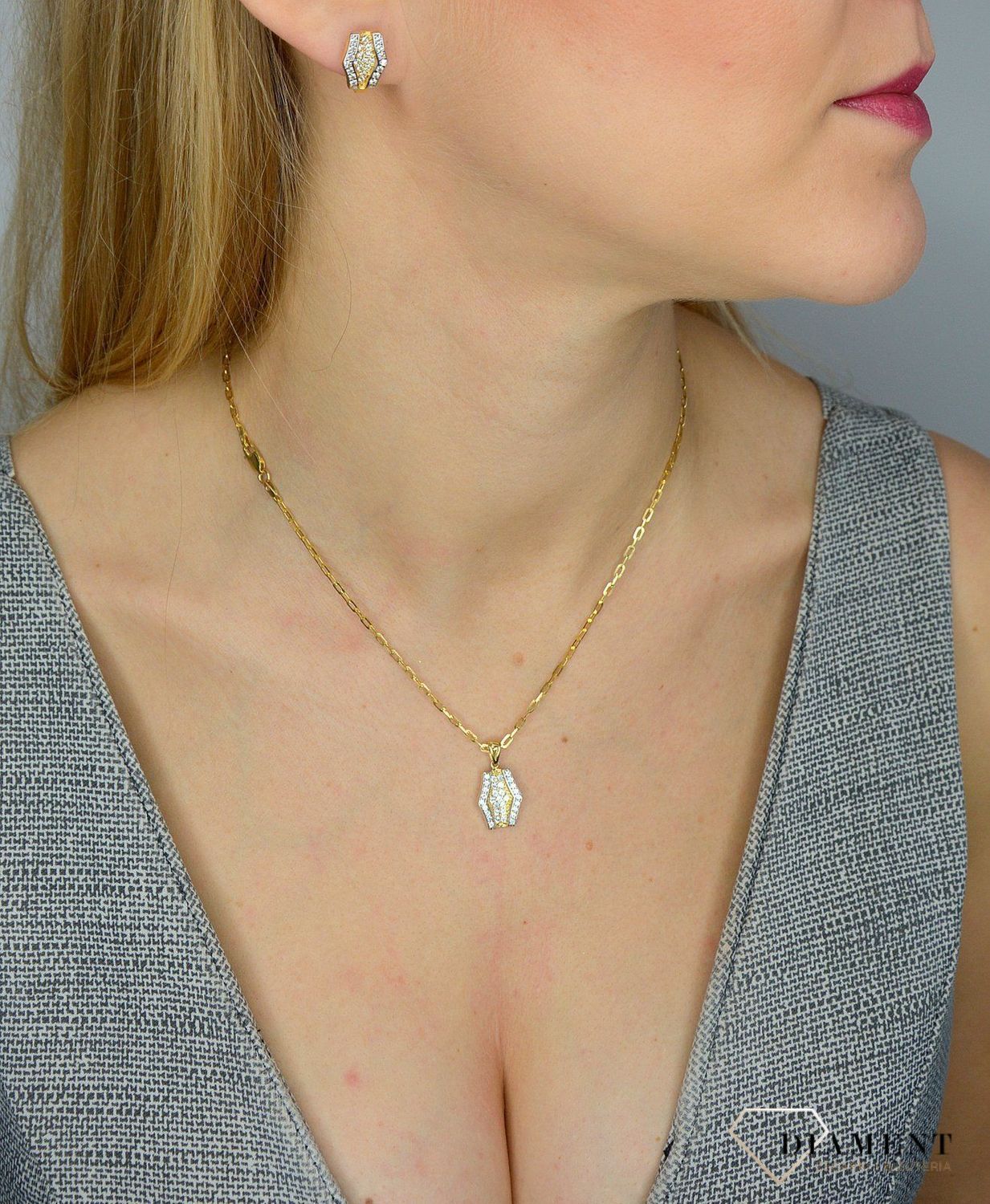 Złota zawieszka 585 ozdobiona cyrkonią DIA-ZAW-1000K-585.jpg