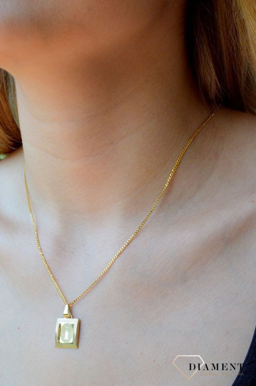 Złota zawieszka 585 literka I na papirusie DIA-ZAW-10059-585. Złoty wisiorek próby 585. Wisiorek literka na papirusie. Zawieszka złota do łańcuszka literka I. Literka zawieszka idealny pomysł na prezent..jpg