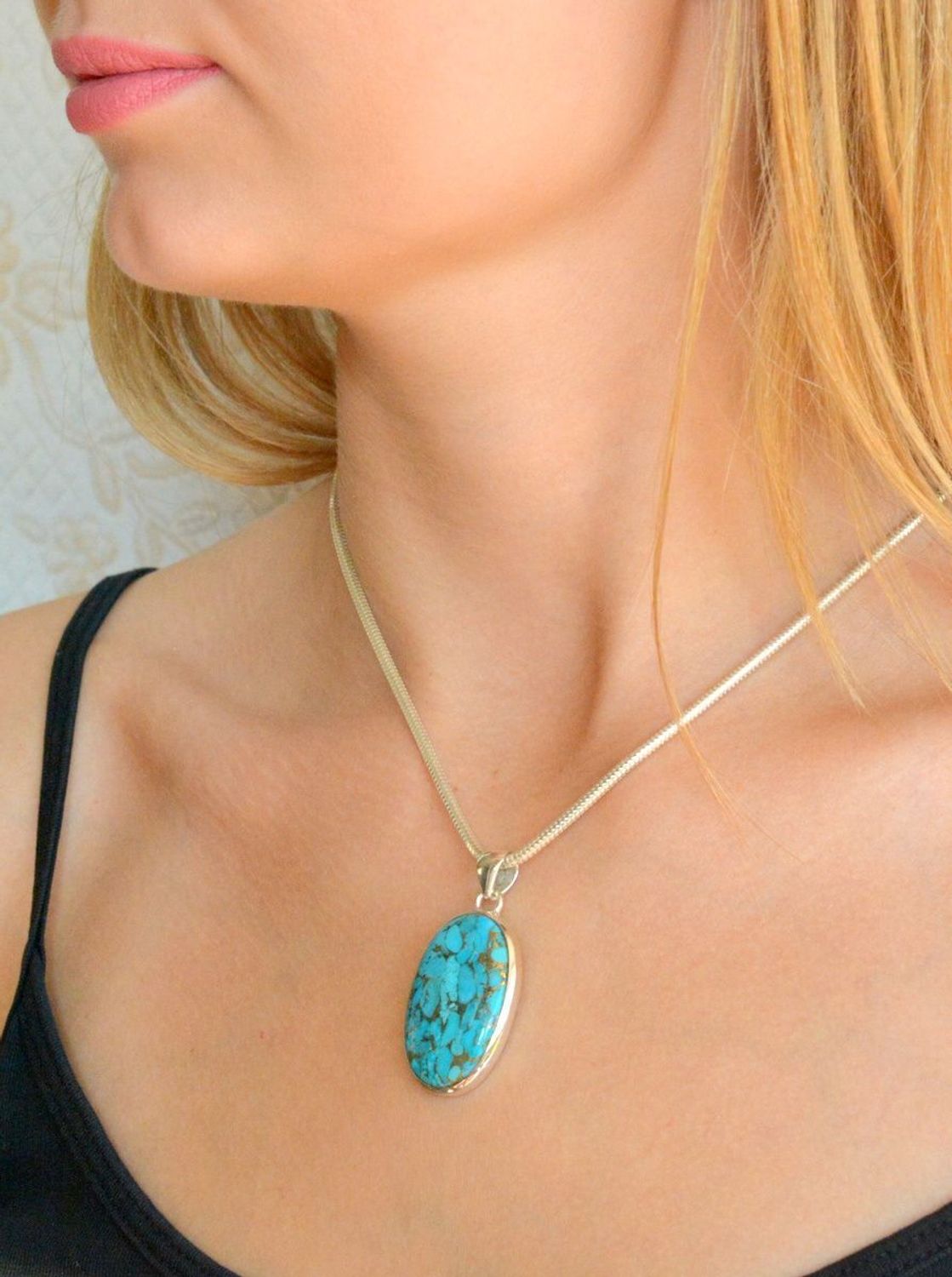 Srebrna zawieszka z kamieniem naturalnym turkus o owalnym kształcie DIA-ZAW-10113-925. Srebrna zawieszka damska. Srebrna zawieszka owalna. Zawieszka srebrna idealna na prezent. Srebrna zawieszka z kamieniem naturalnym. Srebrna.jpg