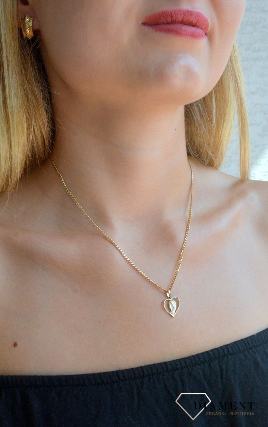 Zawieszka złota medalik Matka Boska 585 DIA-ZAW-10365-585.jpg