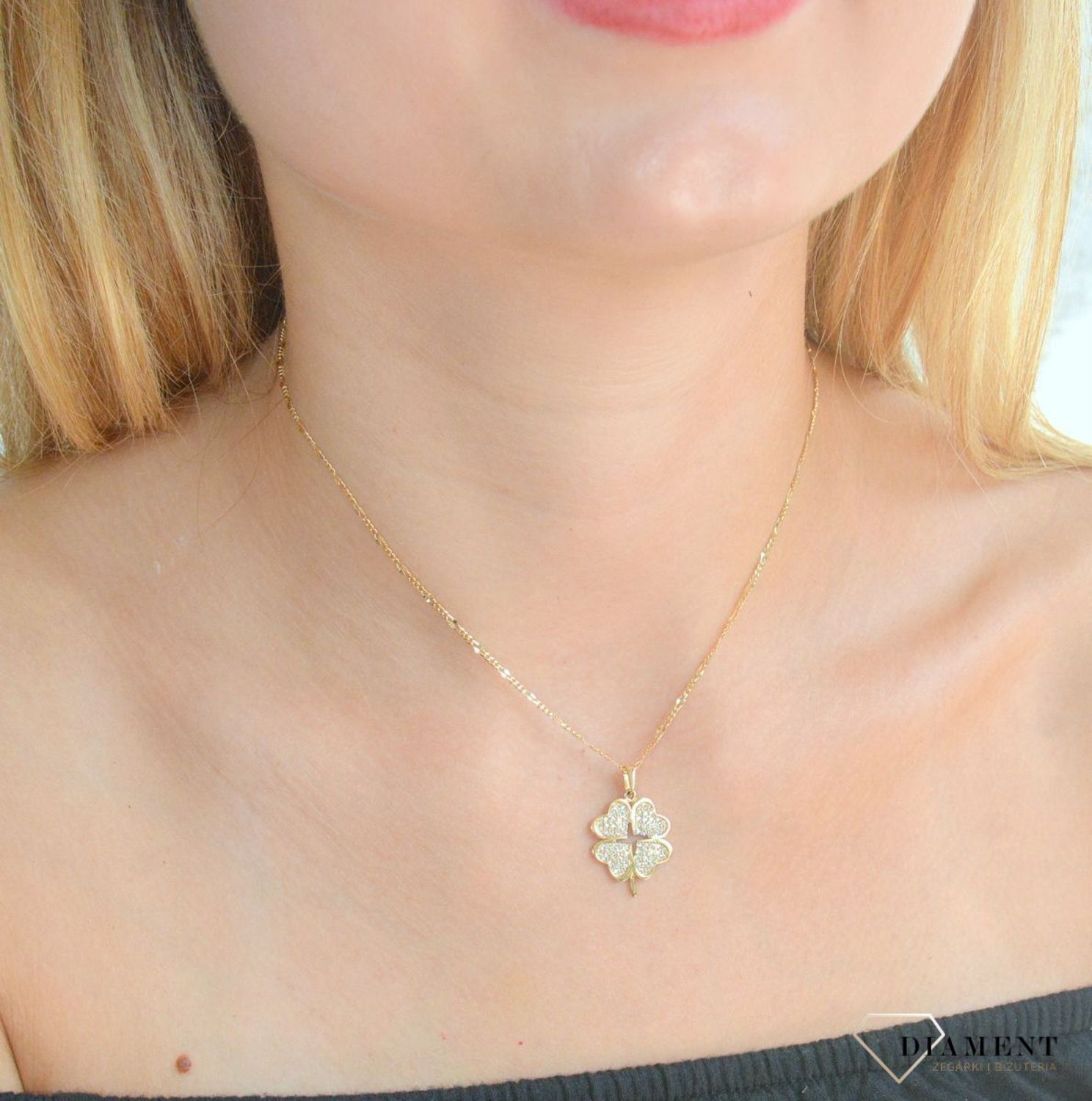 Zawieszka złota Koniczyna z cyrkoniami 585 DIA-ZAW-10368-585 (2).jpg