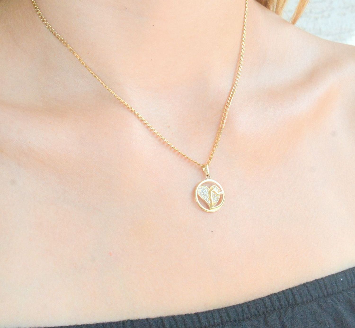 Zawieszka złota  Dwa serca w okręgu 585 DIA-ZAW-10409-585.jpg