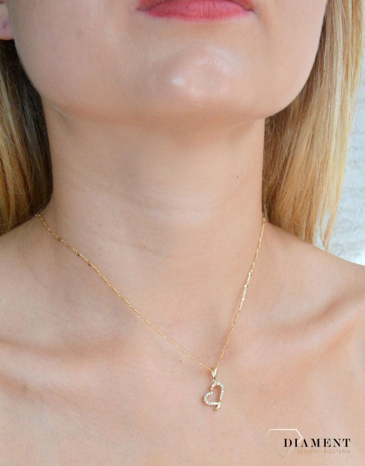 Zawieszka złota Serduszko w cyrkoniach 585 DIA-ZAW-10411-585 (1).jpg