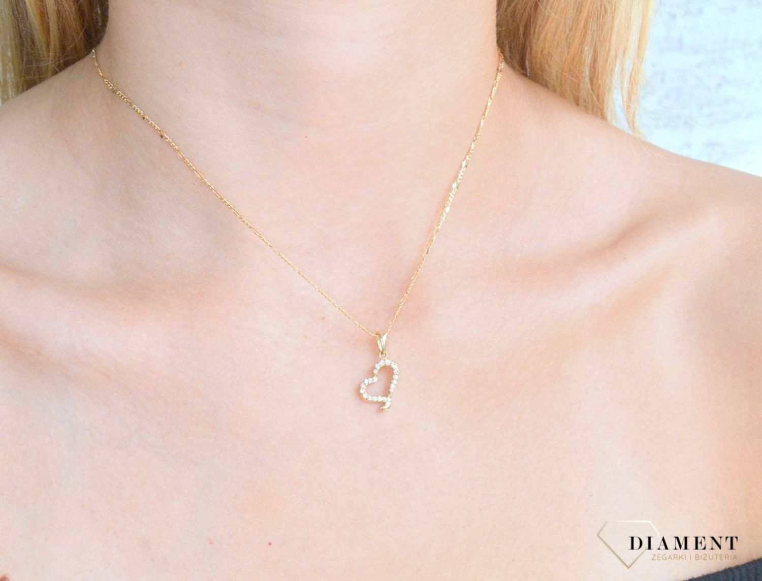 Zawieszka złota Serduszko w cyrkoniach 585 DIA-ZAW-10411-585 (1).jpg