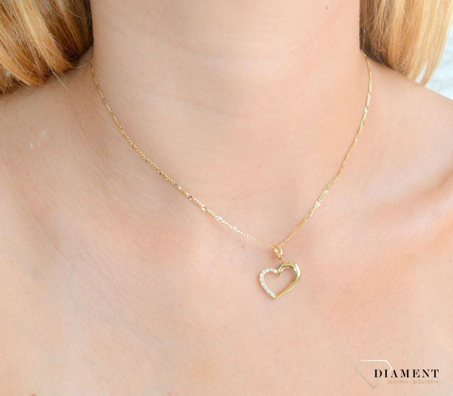 Zawieszka złota Bajeczne serduszko 585 DIA-ZAW-10412-585 (1).jpg