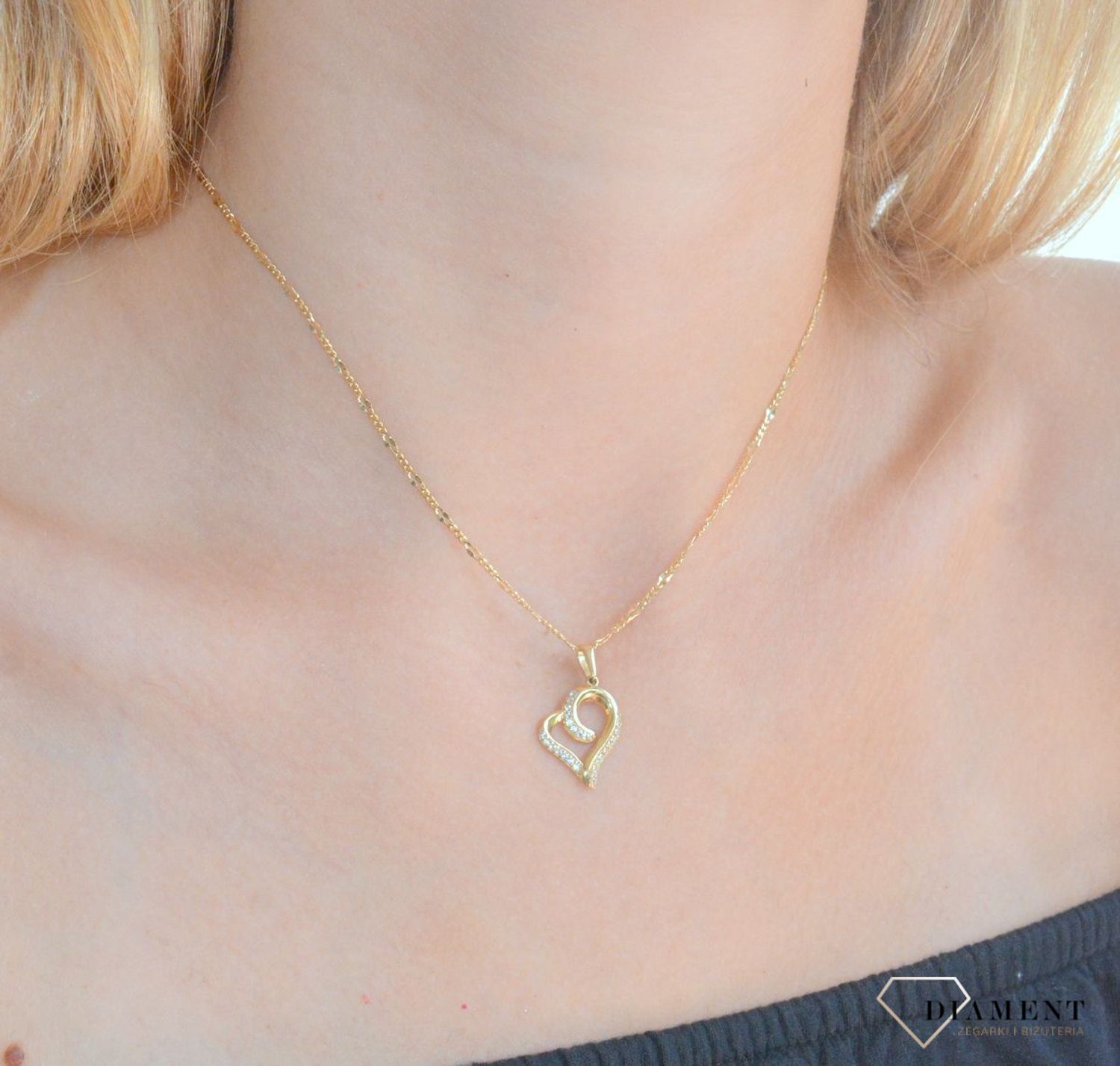 Zawieszka złota Zakręcone serduszko 585 DIA-ZAW-10414-585 (3).jpg