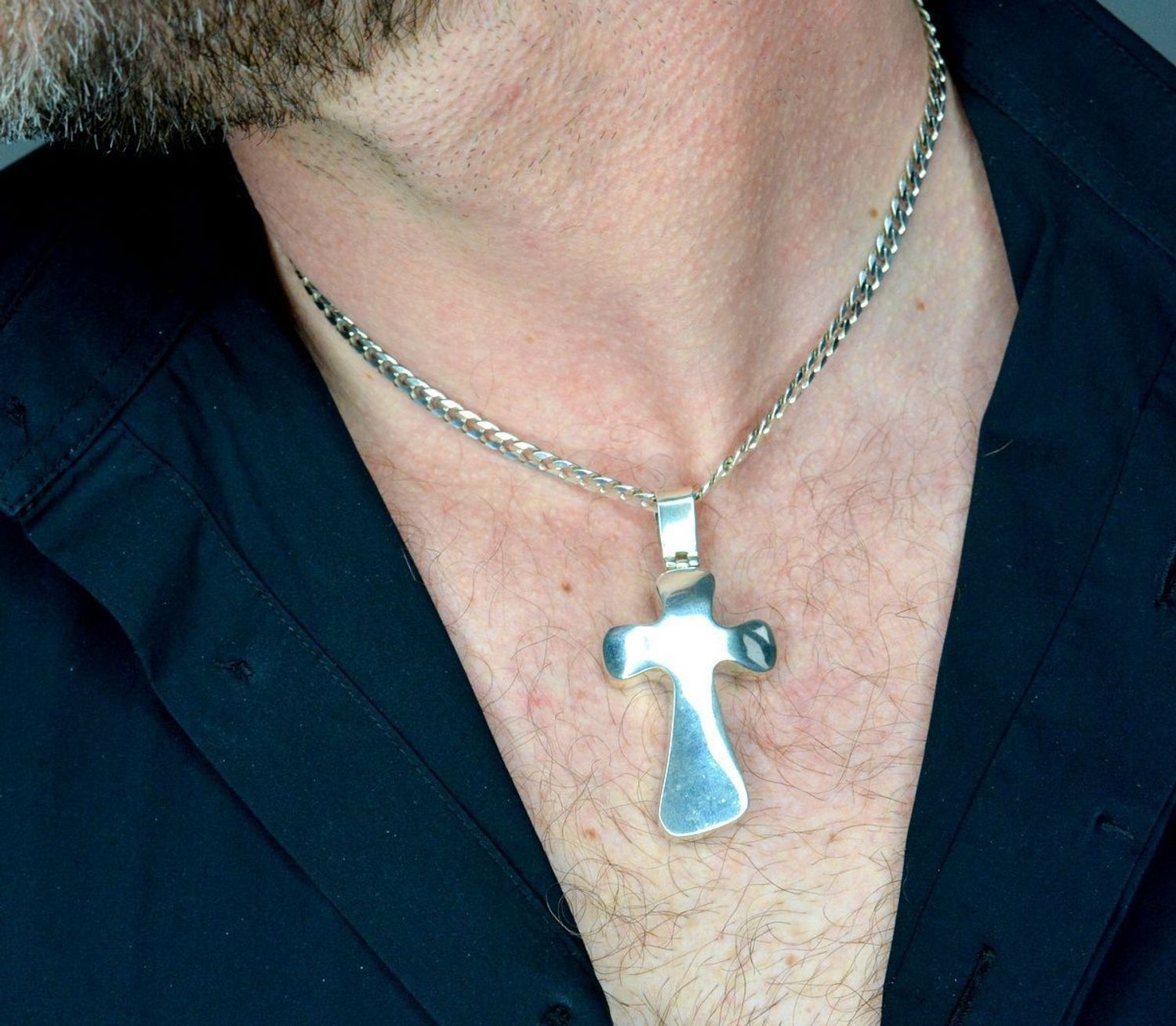 Duży srebrny krzyż męski 5 cm DIA-ZAW-10573-925. Srebrna zawieszka. Zawieszka srebrna krzyż. Duży srebrny krzyż. Srebrny krzyż dla mężczyzny. Krzyż srebrny na prezent..jpg