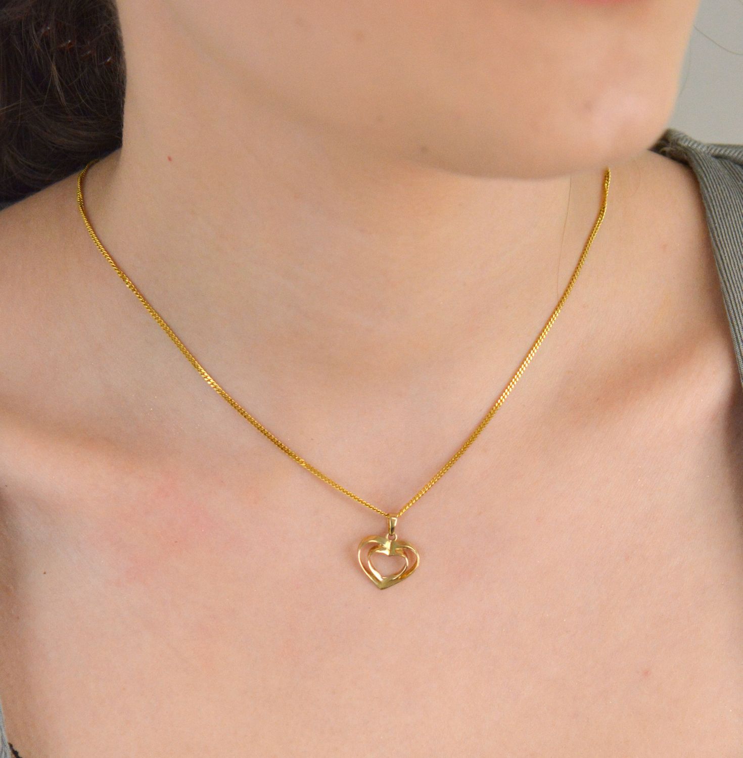 Złota zawieszka serce w sercu 585.jpg