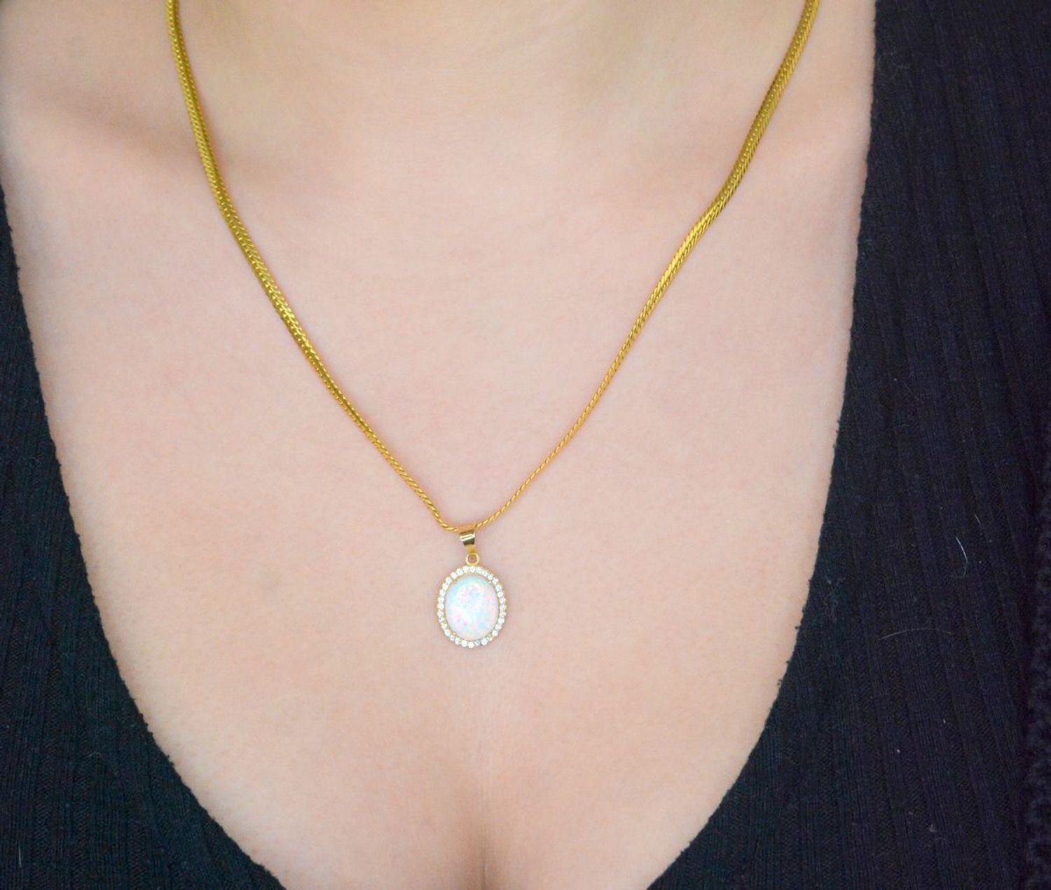 Zawieszka złota damska z opalem i cyrkoniami próba 585 DIA-ZAW-11049-585.jpg