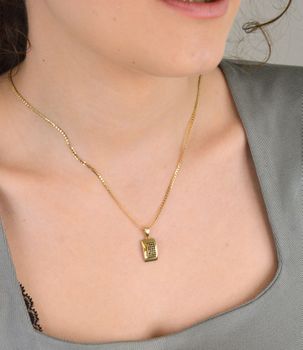 Kolczyki złote prostokątny zdobione czarną cyrkonią pr 585, DIA-KLC-11124-585 Eleganckie złote kolczyki w prostokątnym kształcie, ozdobione czarną cyrkonią, to wyjątkowa propozycja dla kobiet ceniących (2).JPG