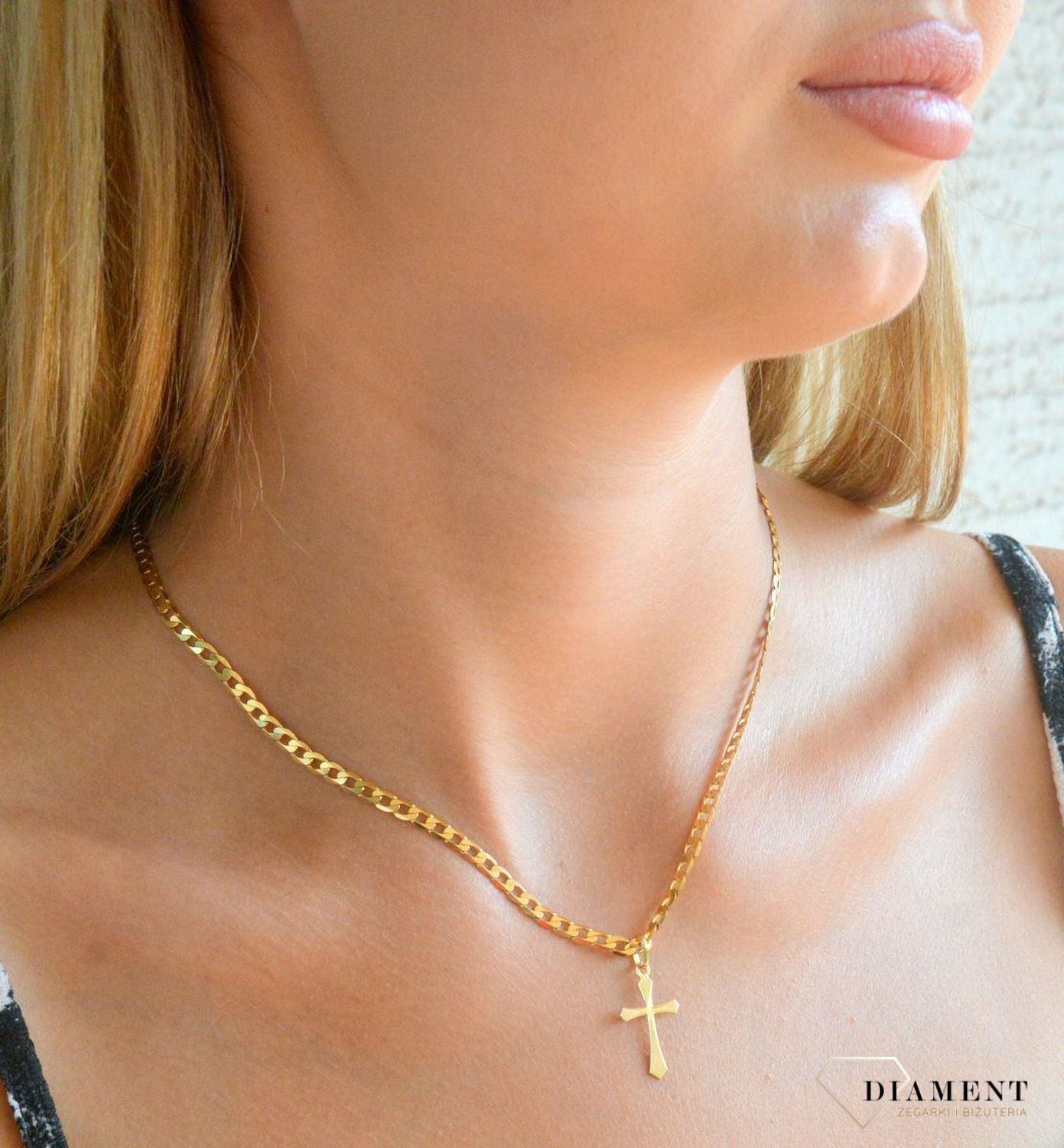 Zawieszka złota 585 Złoty krzyżyk grawerowany DIA-ZAW-11211-585.jpg
