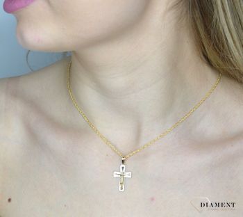 Krzyżyk złoty z wizerunkiem Pana Jezusa DIA-ZAW-11251-375 (1).JPG