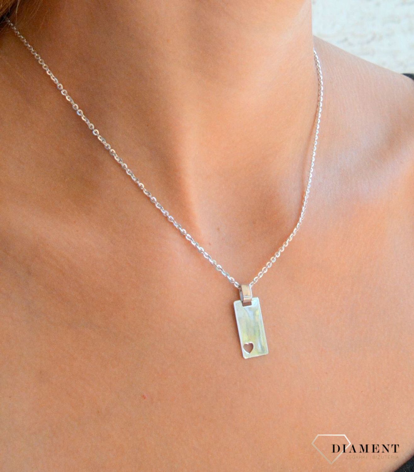 Srebrna zawieszka 925 prosta blaszka z sercem gładka do graweru DIA-ZAW-11840-925.jpg