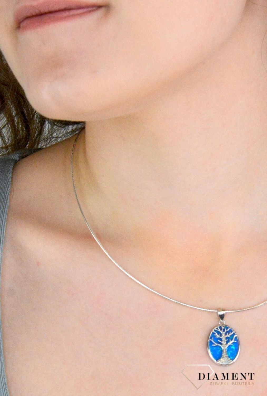 Srebrna zawieszka damska 925 owalne drzewko szczęścia z niebieskim opalem DIA-ZAW-12264-925.jpg