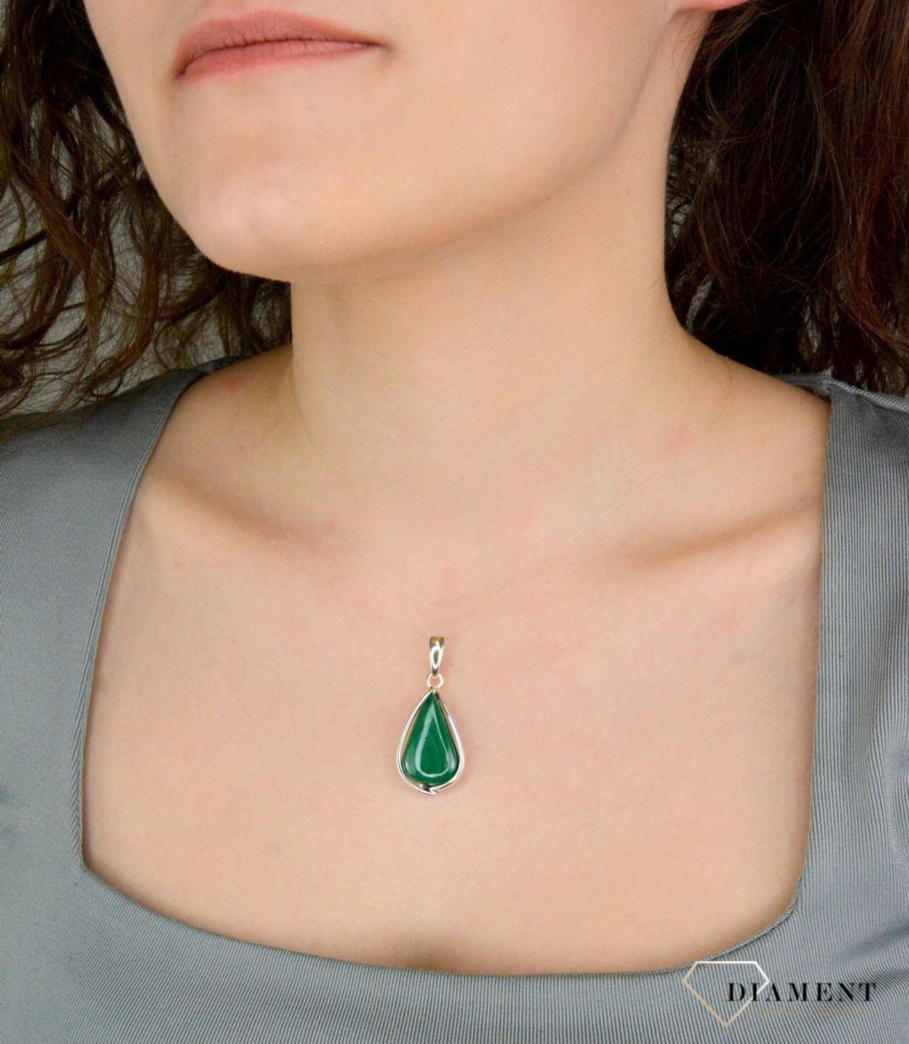 Zawieszka srebrna malachit pr 925, DIA-ZAW-12724-925 Zawieszka z malachitem jest idealnym dopełnieniem Twoich codziennych stylizacji.1.jpg