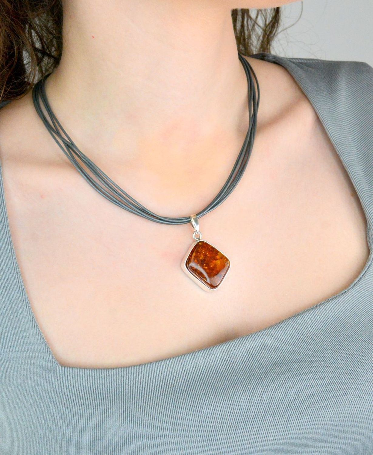 Srebrna zawieszka bursztyn bałtycki próba 925, DIA-ZAW-12765-925.jpg