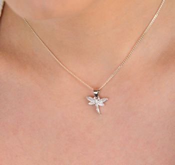 Zawieszka srebrna ważka z cyrkoniami próby 925 DIA-KPL-12790-925 – subtelna i elegancka biżuteria o symbolicznym kształcie. Idealna na prezent i do codziennego noszenia. Delikatna i pełna uroku zawieszka w kształcie ważki to (3).JPG