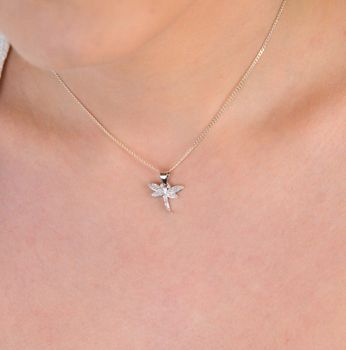 Zawieszka srebrna ważka z cyrkoniami próby 925 DIA-KPL-12790-925 – subtelna i elegancka biżuteria o symbolicznym kształcie. Idealna na prezent i do codziennego noszenia. Delikatna i pełna uroku zawieszka w kształcie ważki to w (1).JPG