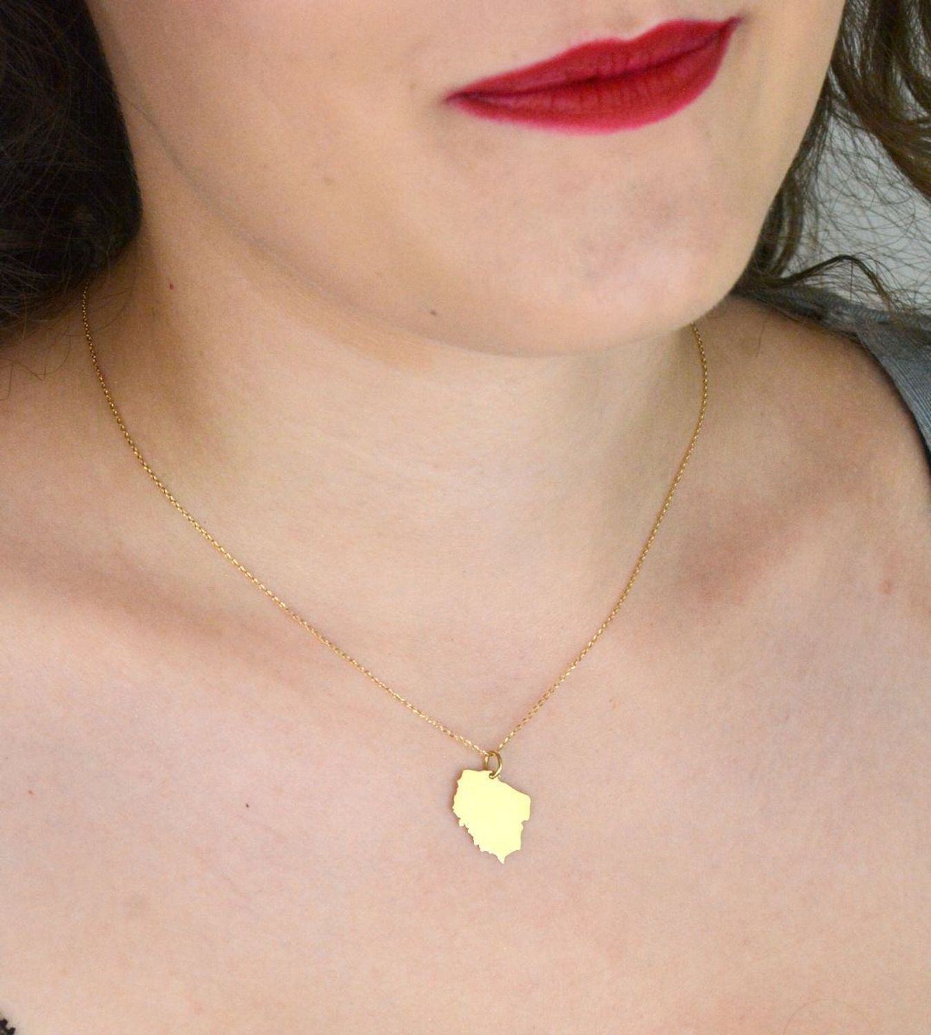 Złota Zawieszka Mapa Polski – Próba 585, 0,78 g – Biżuteria Patriotyczna.jpg