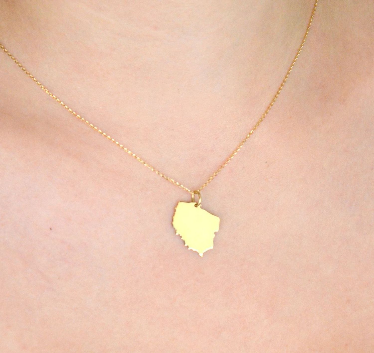 Złota Zawieszka Mapa Polski – Próba 585, 0,78 g – Biżuteria Patriotyczna.jpg