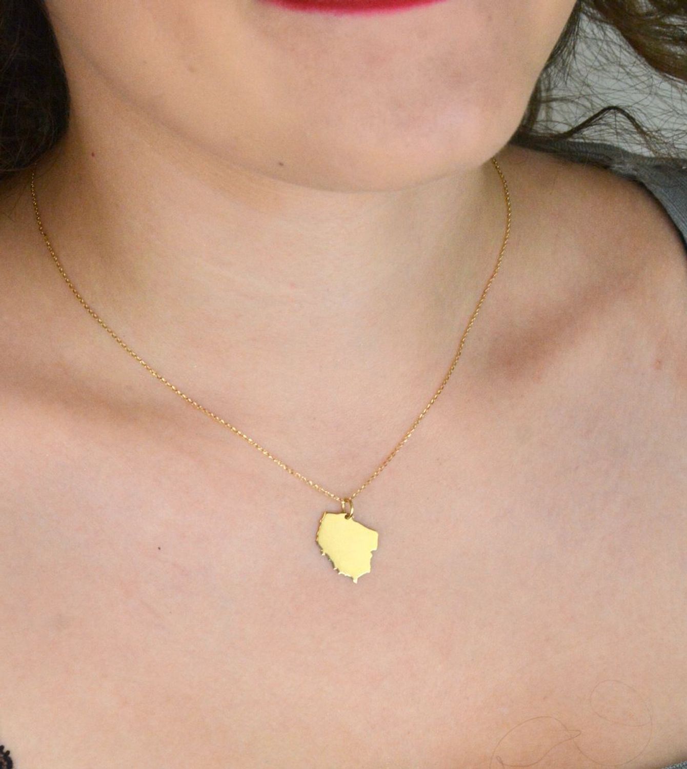 Złota Zawieszka Mapa Polski – Próba 585, 0,78 g – Biżuteria Patriotyczna.jpg