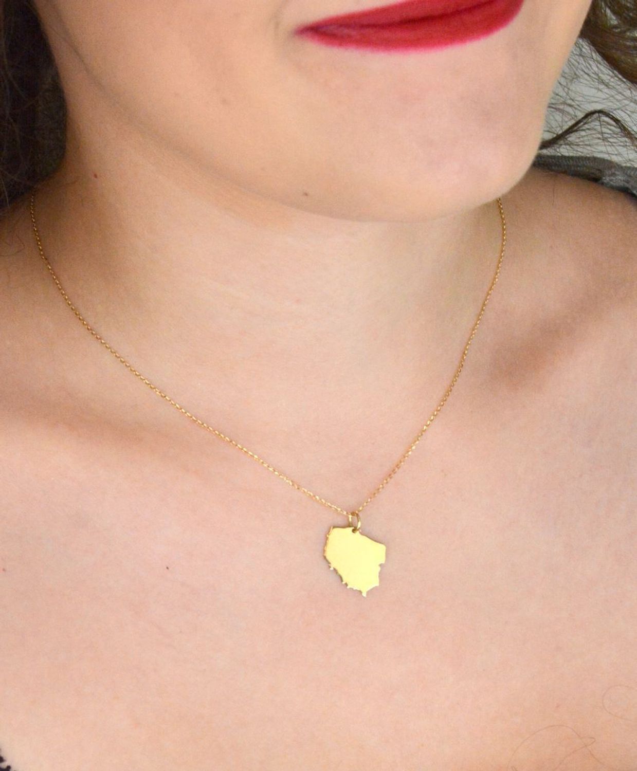 Złota Zawieszka Mapa Polski – Próba 585, 0,78 g – Biżuteria Patriotyczna.jpg