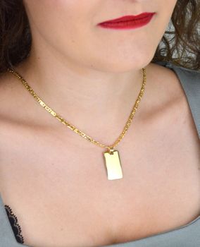 Złota zawieszka prostokątna próby 585, idealna pod grawer. Wymiary 3,2 x 1,5 cm, waga 1,83 g. Klasyczna forma – idealna na prezent z personalizacją (2).JPG