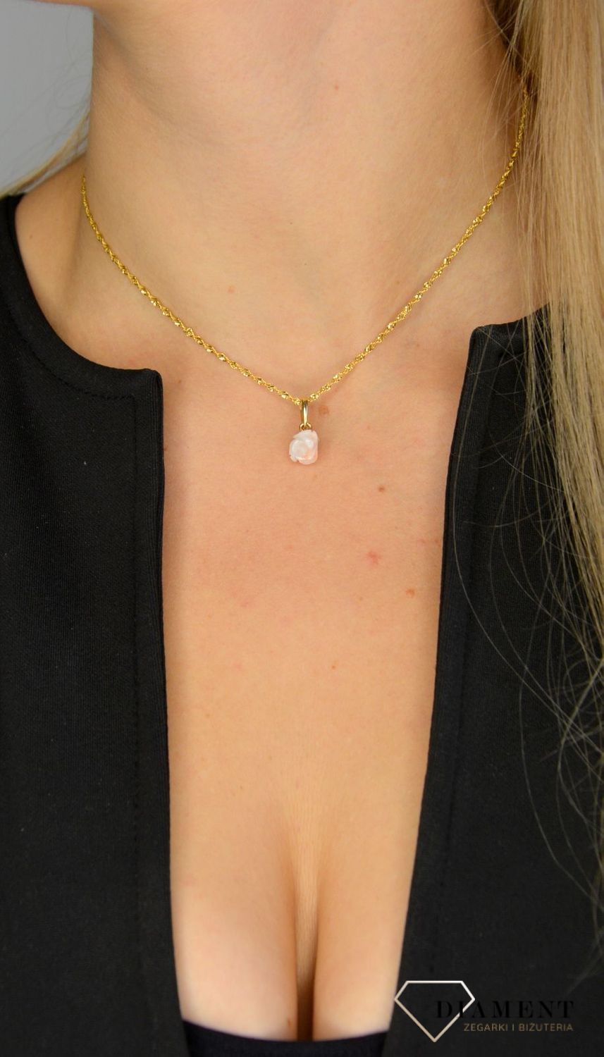 Złota zawieszka 585 koralowa różyczka DIA-ZAW-1374-585.jpg