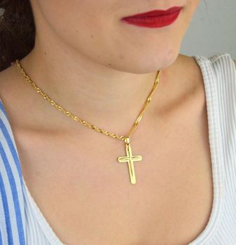 Zawieszka złota DIA-ZAW-13757-585 – krzyż zdobiony wzorem. Wymiary 4,0 cm x 2,2 cm, waga 2,06 g. Elegancka i dekoracyjna biżuteria religijna, idealna na prezent (3).JPG