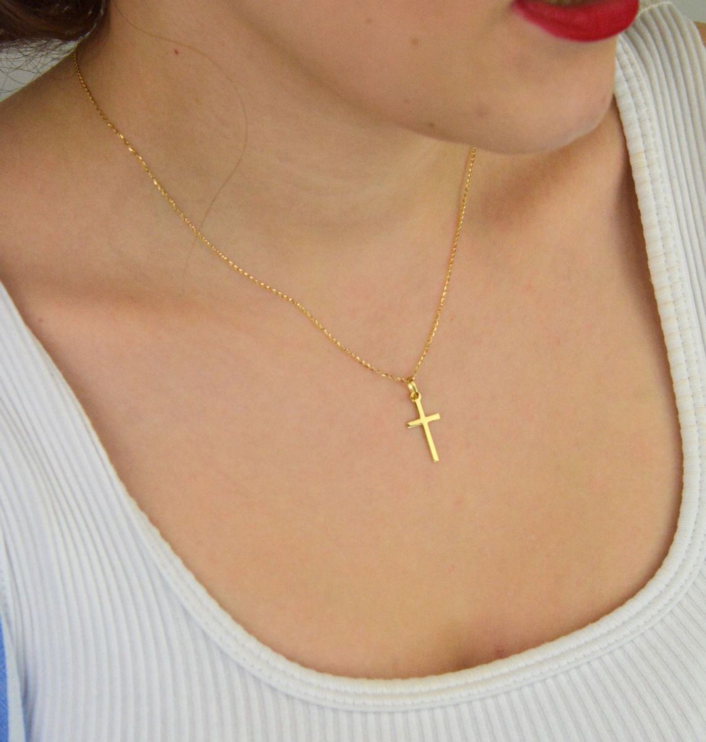 Zawieszka złota DIA-ZAW-13760-585 – gładki krzyżyk.jpg