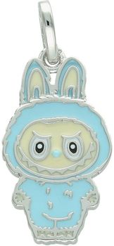 Zawieszka srebrna próby 925 w kształcie laleczki Labubu, zdobiona niebieską emalią. Model DIA-ZAW-13902-925, długość z oczkiem 3,0 cm, szerokość 1,3 cm, waga 3,00 g. Bajkowy i kolorowy prezent 1.jpg