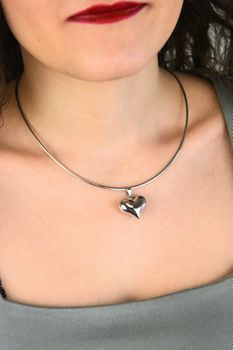 zawieszka srebrna 925 DIA-ZAW-13910-925 serce wypukłe gładka eleganckad (4).jpg